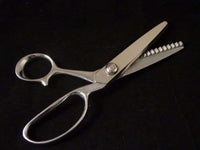 NEW PINKING SHEARS - 8" inch CLASSIC SEWING SCISSORS